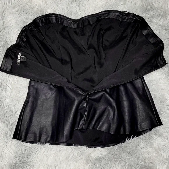 Vegan Leather Tank & Corset Peplum Tops 2pc Bundle, S - Picture 5 of 9